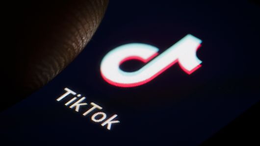 TikTok no longer available on Google and Apple stores